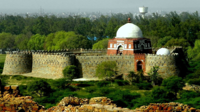 Tughlaqabad: The Cursed Fort of Delhi