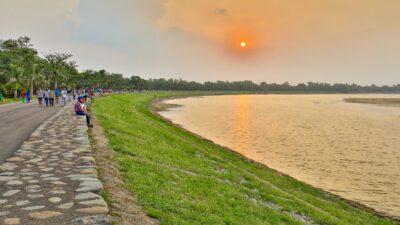 Sukhna Lake Art: Chandigarh’s Lakeside Canvas